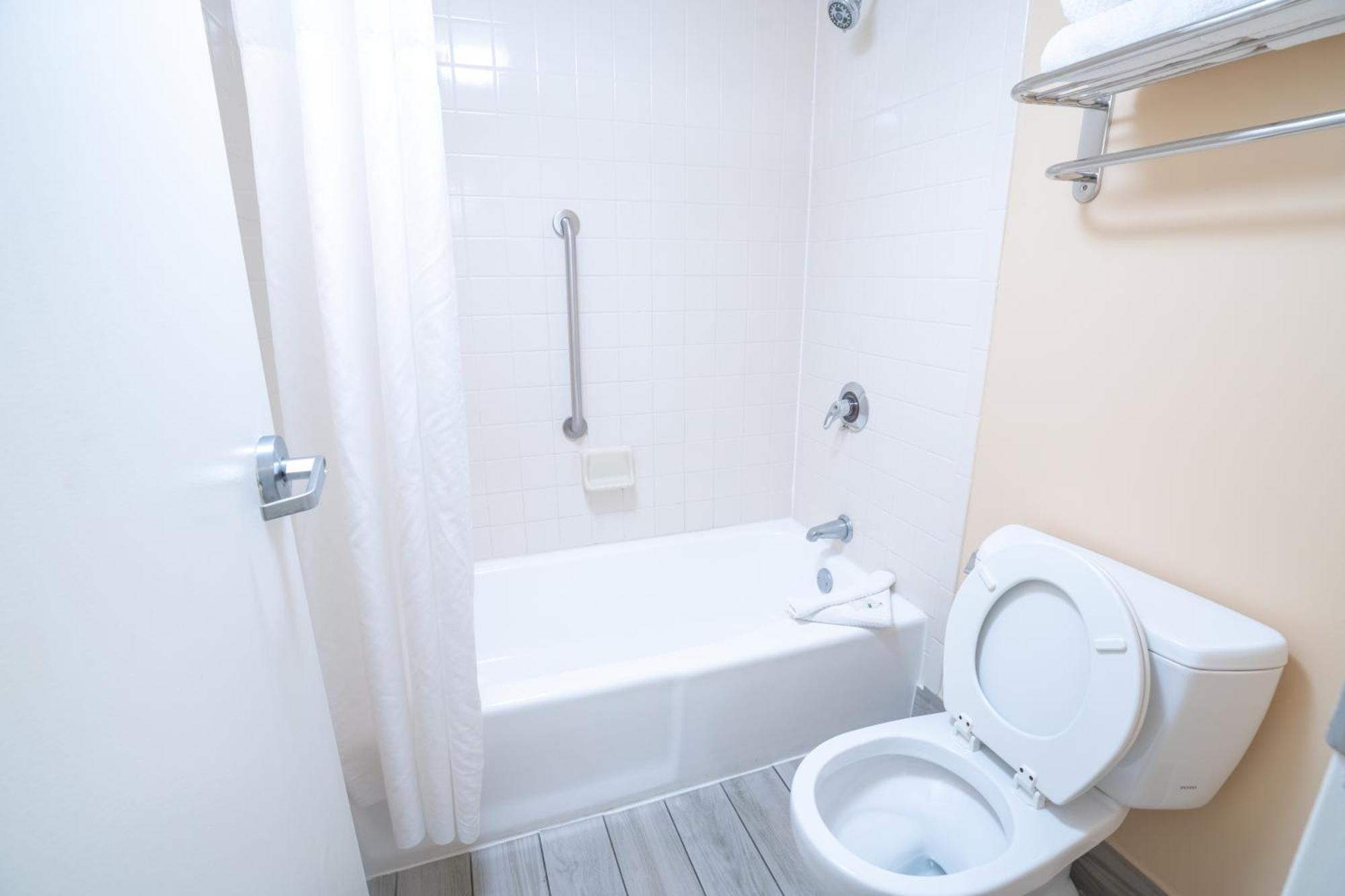 Quality Inn Palm Beach International Airport West Palm Beach Zewnętrze zdjęcie